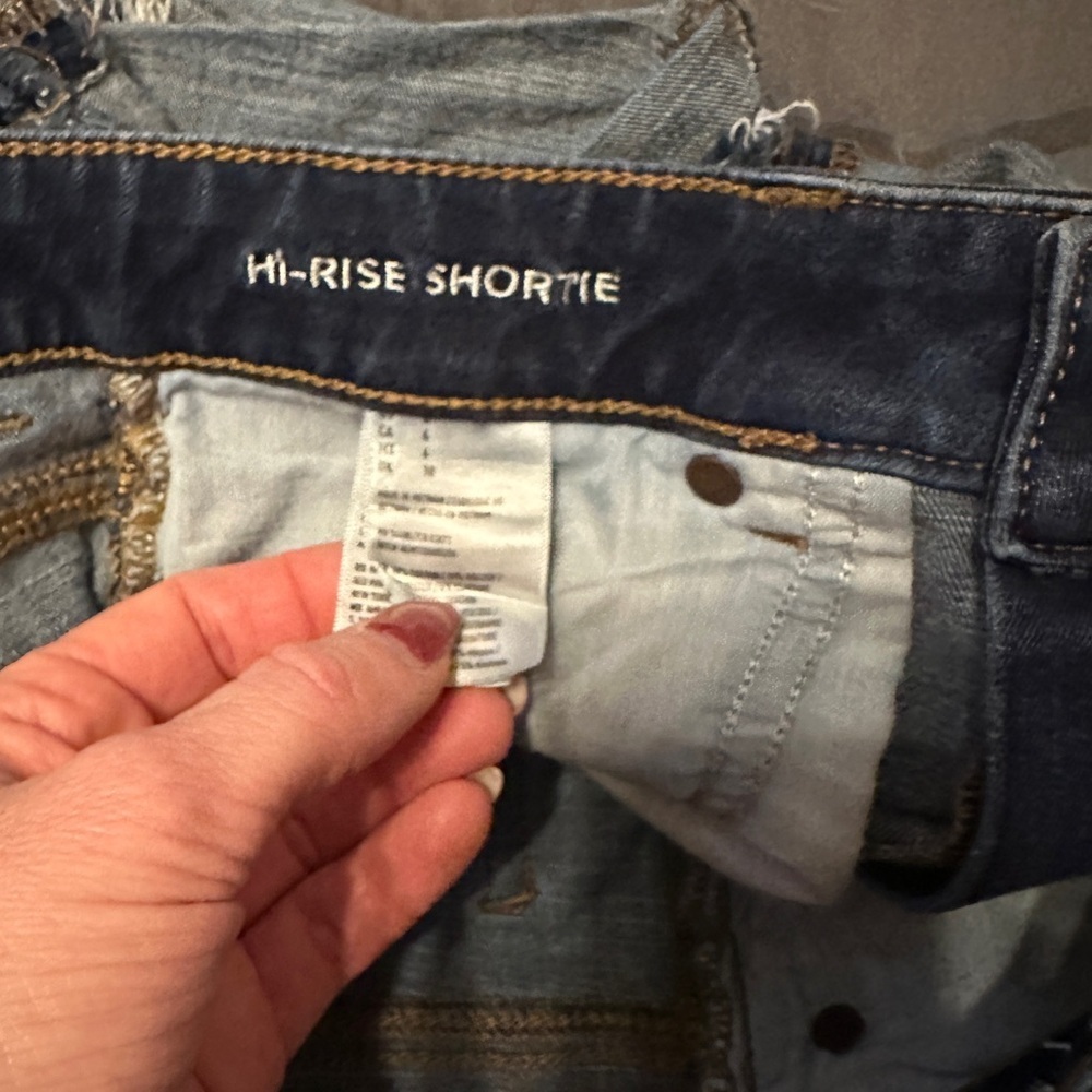 American Eagle Outfitters Women's Distressed Dark Blue Jean Shorts - Picture 3 of 4